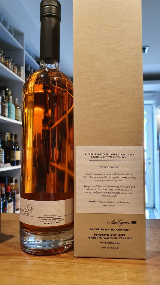 alt
Penderyn Purple Moscatel Edition 2015 2020 Pays de Galles single cask #w21 malt 0,7l 58,7% vol. avec emballage cadeau Whisky