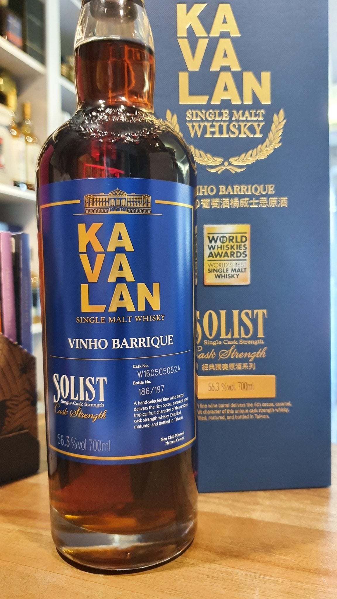 Kavalan Solist Vinho Barrique 2021 0,7l 56,3% single cask Taiwan cask strength Whisky #W160505052A eckig limitiert auf 197