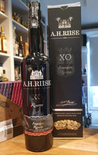 Laden Sie das Bild in den Galerie-Viewer, A.H.Riise XO Founders dark red 2023 Teil 4 Reserve 0,7l 45,1% vol. Rum limited grün Rum AH Riise XO black