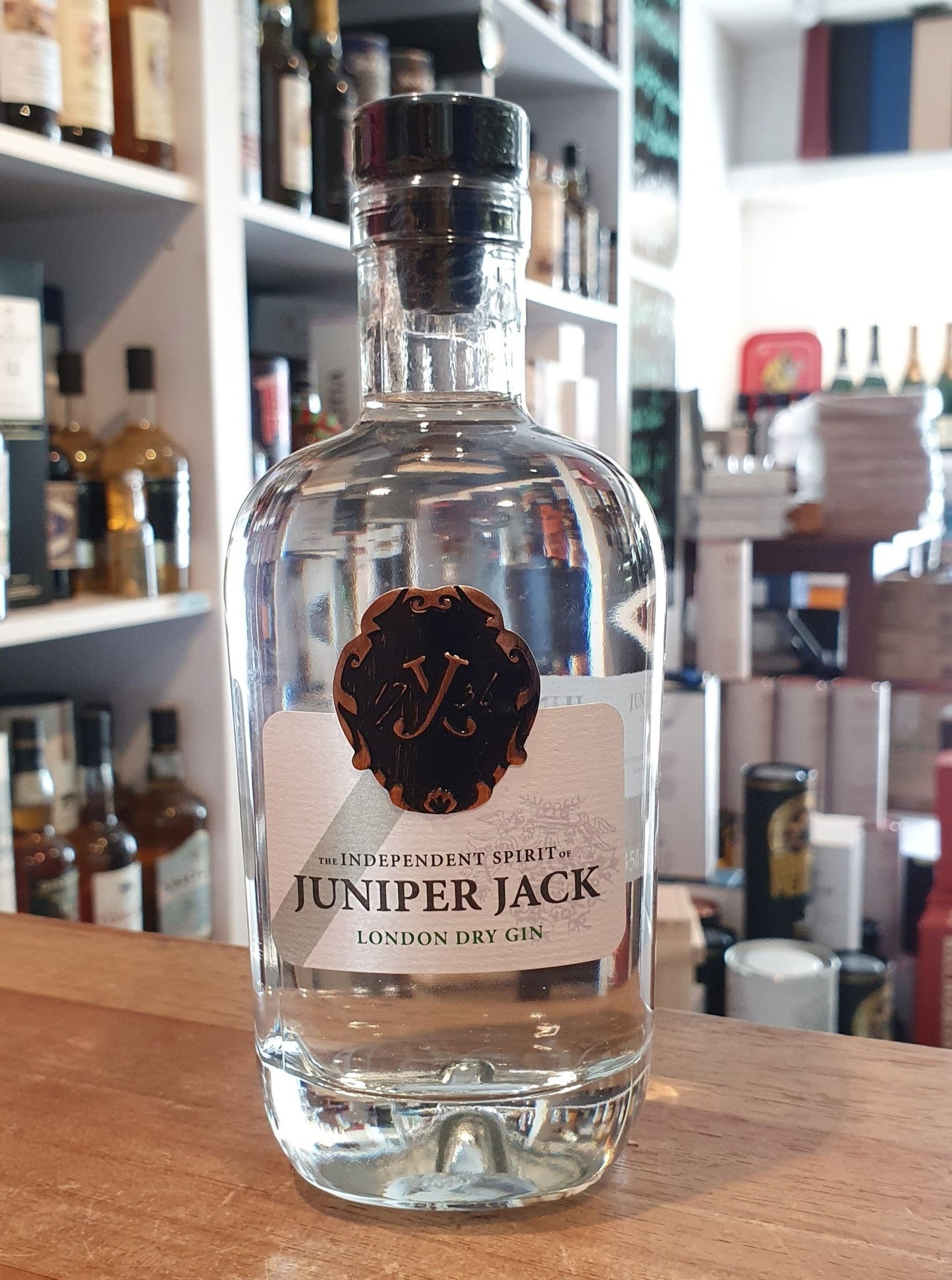 Juniper Jack London dry Gin Deutschland Dresden Independent spirit 0,35l 46,5% vol.