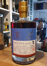 Chargez l'image dans la visionneuse de la galerie,Rumclub Ed.39 Enmore 2006 17y Guyana mark rev 0,5l 56,2% vol. rum - inn-out-shop