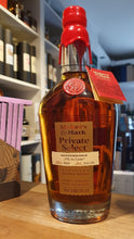 Laden Sie das Bild in den Galerie-Viewer, Makers mark Private Select Single Barrel 2023 cask strength 0,7l 54,6% vol. Bourbon Whiskey Fassstärke oak finish