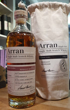 Laden Sie das Bild in den Galerie-Viewer, Arran Remnant Renegade Signature Ed. 1 0,7l 46 % vol. Single Malt Whisky