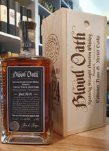 Laden Sie das Bild in den Galerie-Viewer, Blood Oath Pact No.10 Kentucky Straight Bourbon Whiskey 0,75l 49,3% vol. limitiert