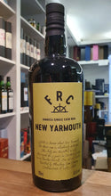 Laden Sie das Bild in den Galerie-Viewer, FRC New Yarmouth 2015 2025 single cask Jamaica 62,6% 0,7l l Flensburg
