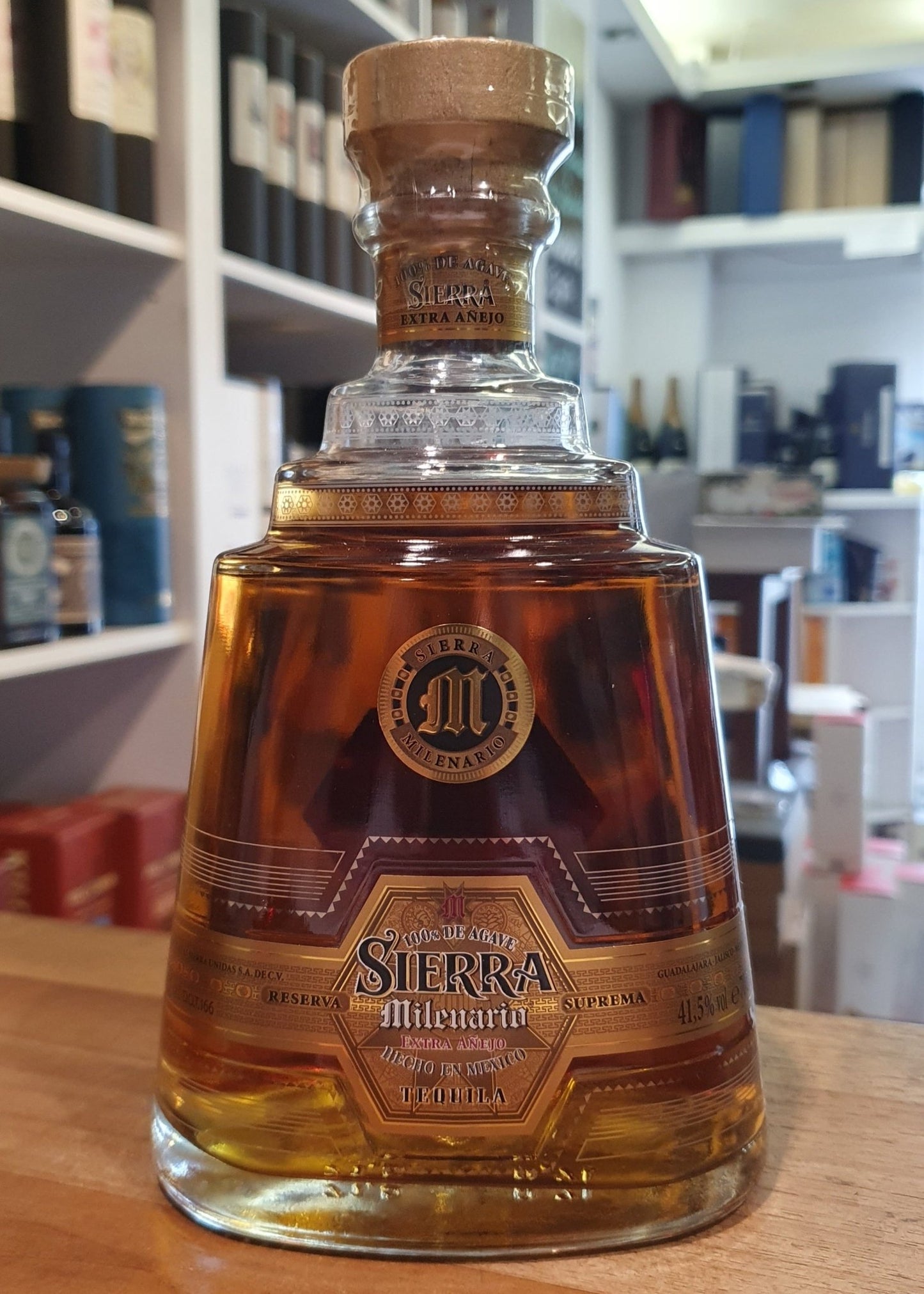 Milenario Trio Extra Anejo 100% Agave Tequila 0,7l 41,5% vol. Sierra 83 proof triple distilled
