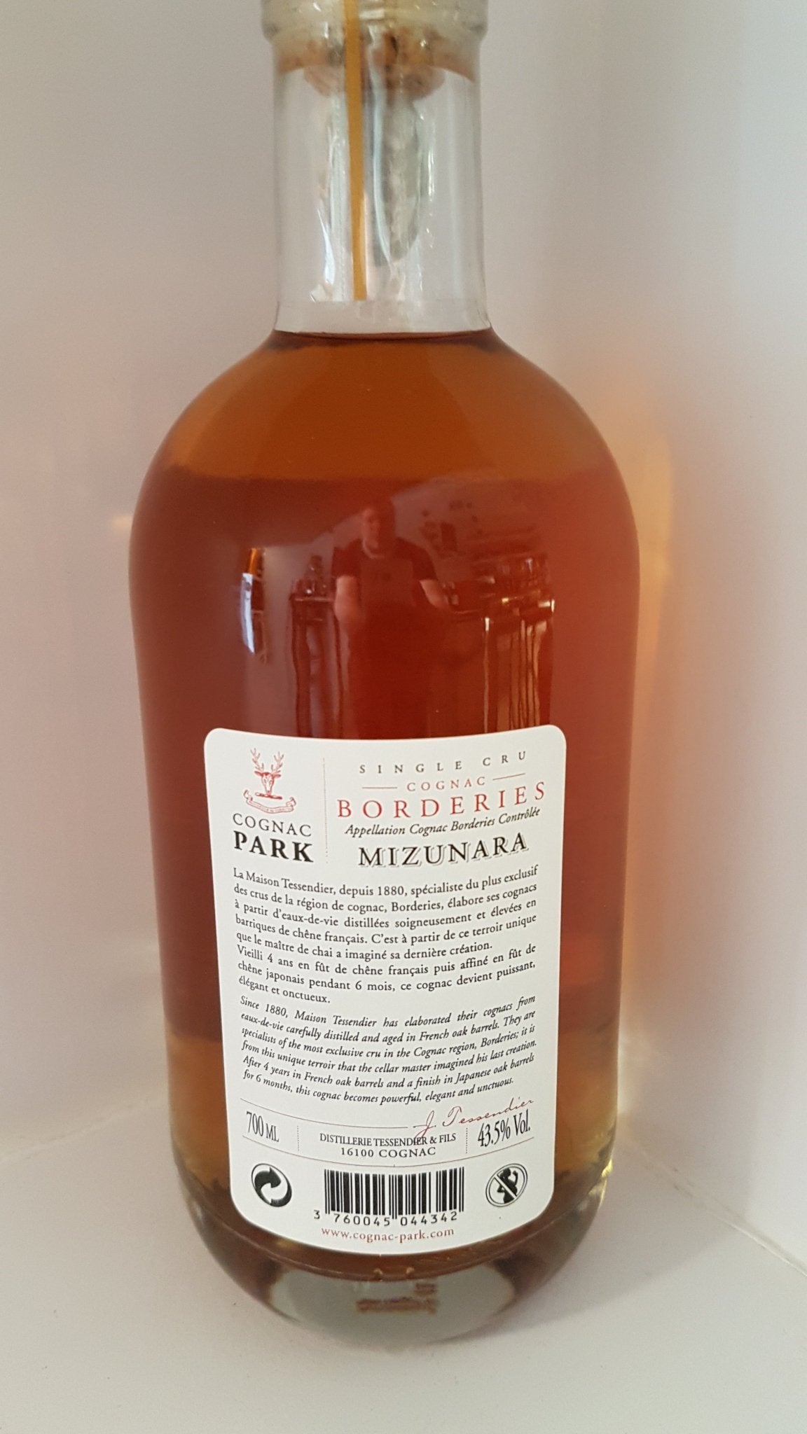 alt
Cognac Park Borderies Cognac dozrávající v sudu Mizunara 0.7l 43.5%