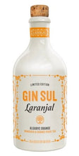 Laden Sie das Bild in den Galerie-Viewer, Gin Sul Laranjal Sonderedition 2023 0,5l 43% Vol. Fl limited Small Batch mit limitiert auf 12-20.000 Fl