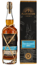 Laden Sie das Bild in den Galerie-Viewer, Plantation Fiji 2017 2023 Ironroot Finish XO 0,7l 50,1 % vol. single cask Rum #4 kw