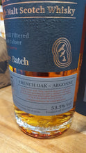 Load image into Gallery viewer, alt
Arran 15y Rare Batch French oak cask 0,7l 53,5% vol. single malt Whisky The Isle of Arran is both breathtakingly beautiful and unique. With its mountains, lowlands, glens, lochs and royal castles, it embodies the entire landscape of Scotland and is affectionately called “Scotland in miniature.” 2