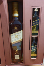Načtěte obrázek do prohlížeče galerie,alt
X Johnnie Walker 18 & blue Label Set 1x 0,7l 40% vol. +2x 0,05l 40% blended malt skotská whisky