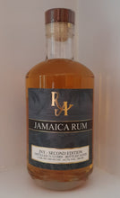 Laden Sie das Bild in den Galerie-Viewer, Rum RA Artesanal Jamaica 11 Jahre 65,7% JNY Distillery single cask 2009 2020  Inn-out Spirituosen Leipzig raritäten Edition limitiert auf 518 Flaschen
