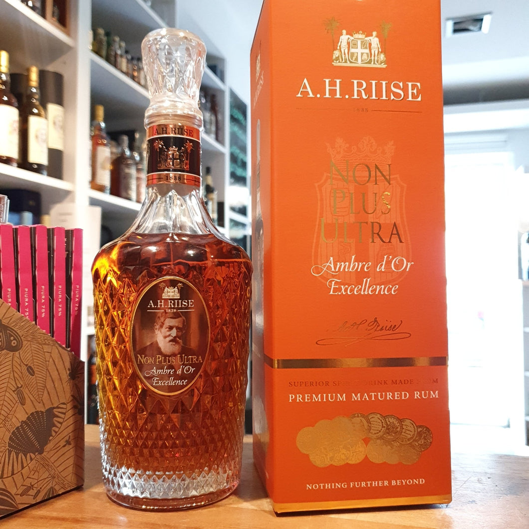 A.H.Riise Rum Non plus ultra Ambre d or Excellence 0,7l 42% vol.