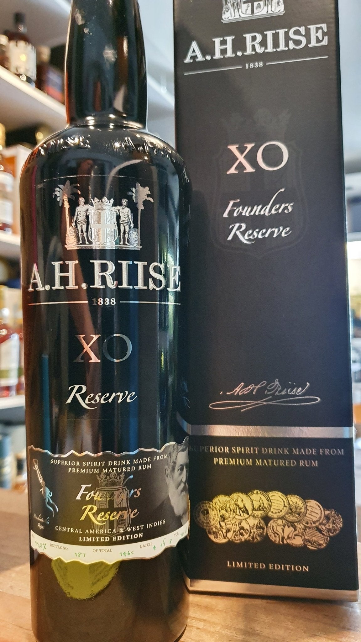 A.H.Riise XO Founders green 2022 Teil 3 Reserve 0,7l 44,8% vol. Rum limited grün Rum AH Riise XO black  Rum