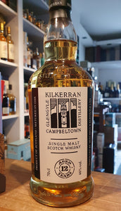 Kilkerran 12y 0,7l 46%vol.  Schottland Campbeltown Mitchell’s Glengyle Distillery Cask Types: 70% Bourbon & 30% Sherry     Nose: Oak notes are dominant, followed by toasted marshmallows and dried fruit pudding, as well as cherries, marzipan and a hint of peat.  Palate: Initially fruity with citrus notes and orange peel, after this vanilla, butterscotch, honeycomb digestive biscuits tasted .  Finish: Velvet smooth lemon meringue, , oiliness saltiness  Campbeltown dram.