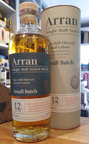 Arran 12y Bordeaux Cask 0,7l 50% vol.  single malt Whisky  Nase: intensive Aromen reifer Früchte, von Nüssen sowie Spuren von Toast.   Gaumen:  kräftig und vollmundig