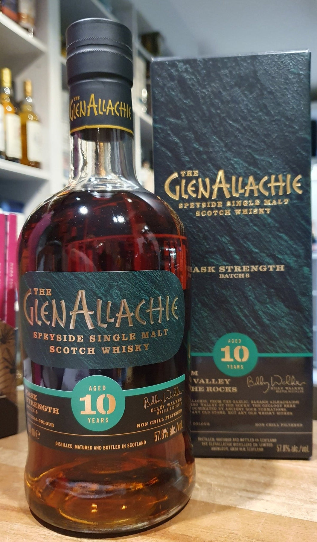 Glenallachie 10y B6 cask strength 57,8% vol. 0,7l Single Malt Scotch Whisky batch 6   Nase: Viel Heidehonig, dunkle