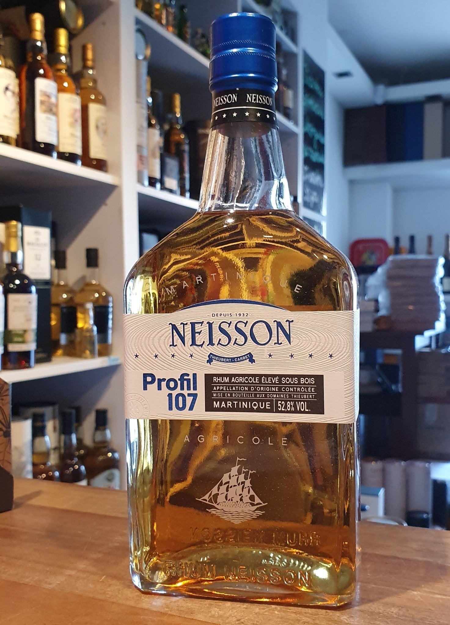 Neisson Profil 107 52.8% vol. 0.7l in gift box Agricole rum Rhum Martinique AOC