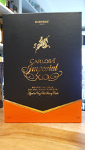 Laden Sie das Bild in den Galerie-Viewer, Osborn Carlos Imperial XO Brandy 0,7l 40% vol
