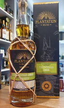 Laden Sie das Bild in den Galerie-Viewer, Plantation Trinidad 2011 2022 Sauternes Cask XO 0,7l 43,1 % vol. single cask Rum rp Fassabfüllung
