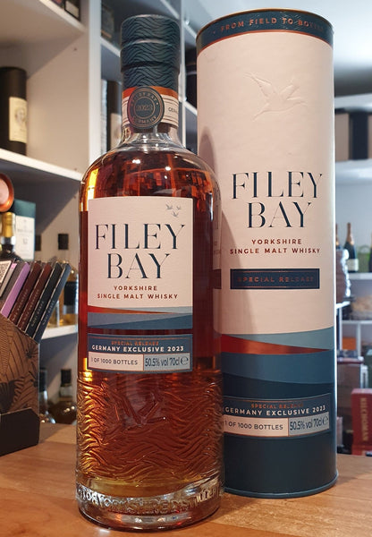 Filey Bay german exclusiv 2023 0,7l 50,5 % vol. smal batch triple cask Whisky finish in ein Ex-Bourbon, Ex Moscatel Sherry