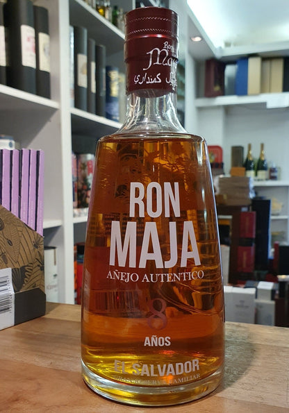 Ron Maja 8y Rum el salvador 0,7l 40% vol.
