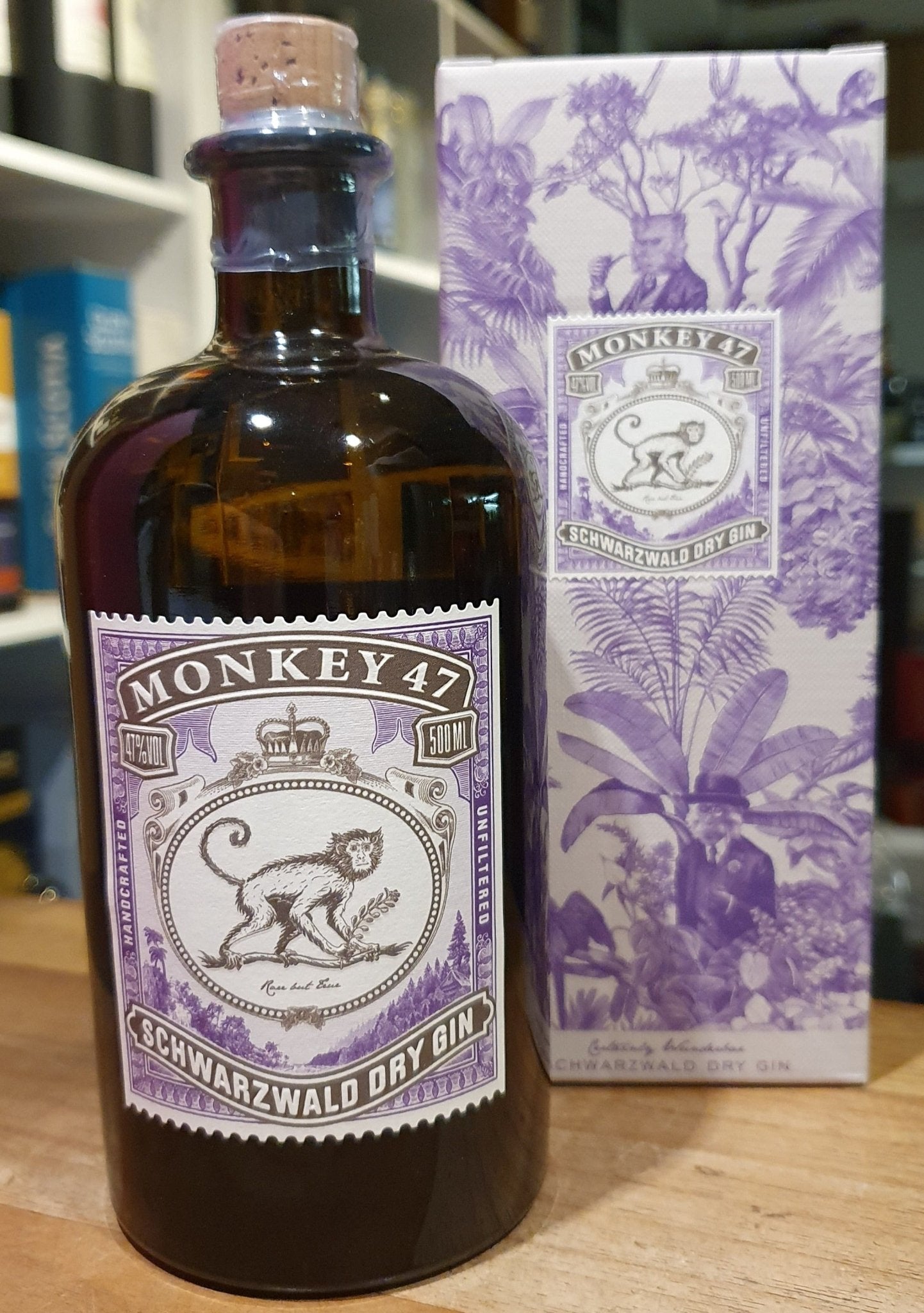 Monkey 47 Schwarzwald dry Gin 0,5l 43% vol. Fl. Deutschland Germany MIT Geschenkkarton 