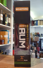 Cargue la imagen en el visor de la galería,Schotman Rum B1 Peated PX cask 0,7l 53% vol. blend

Limitiert auf xx  Flaschen  

 
