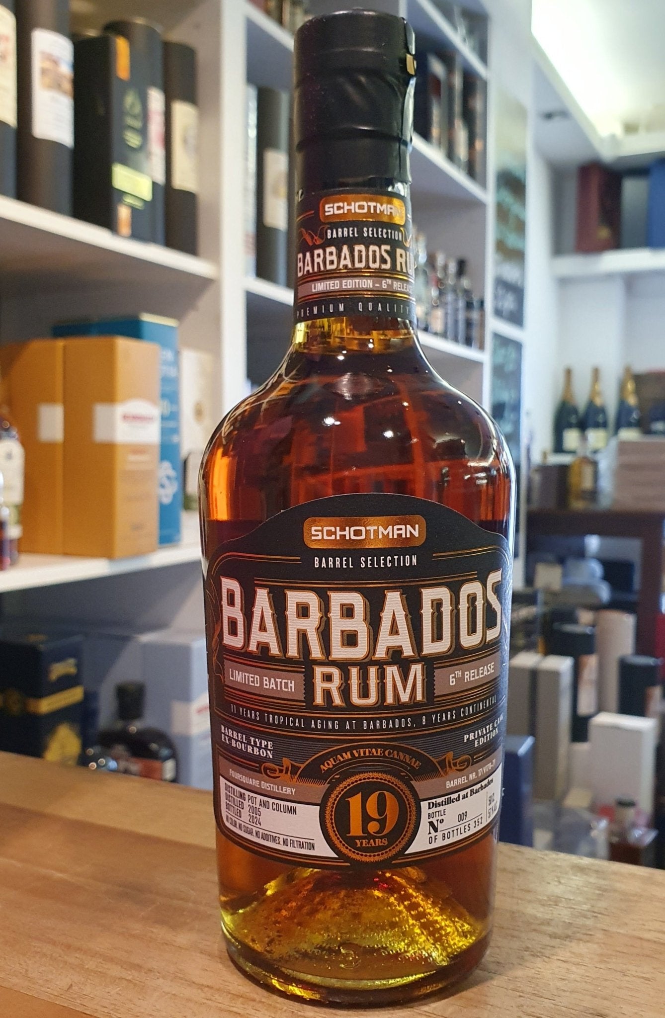 alt
Foursquare 2005 2024 19 ans Schotman Rum Bourb cask 0,5l 57% vol. assemblage 6e
