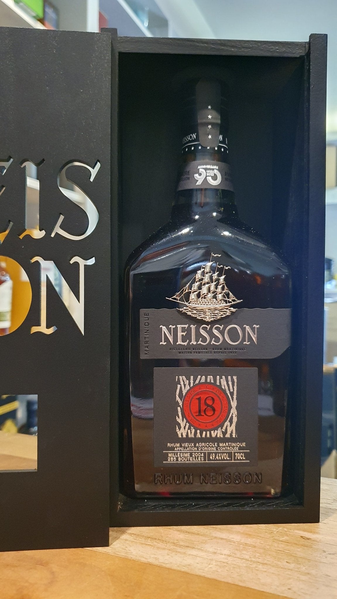 Neisson 18y Vieux 2004 D'âge 49,4% vol. 0,7l v dárkovém balení Rum Agricole Rhum Martinique AOC