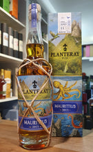 Load image into Gallery viewer, Planteray one time Mauritius 2013 2024 0,7l 46,5% vol. limited Edition Rum Plantation terravera
