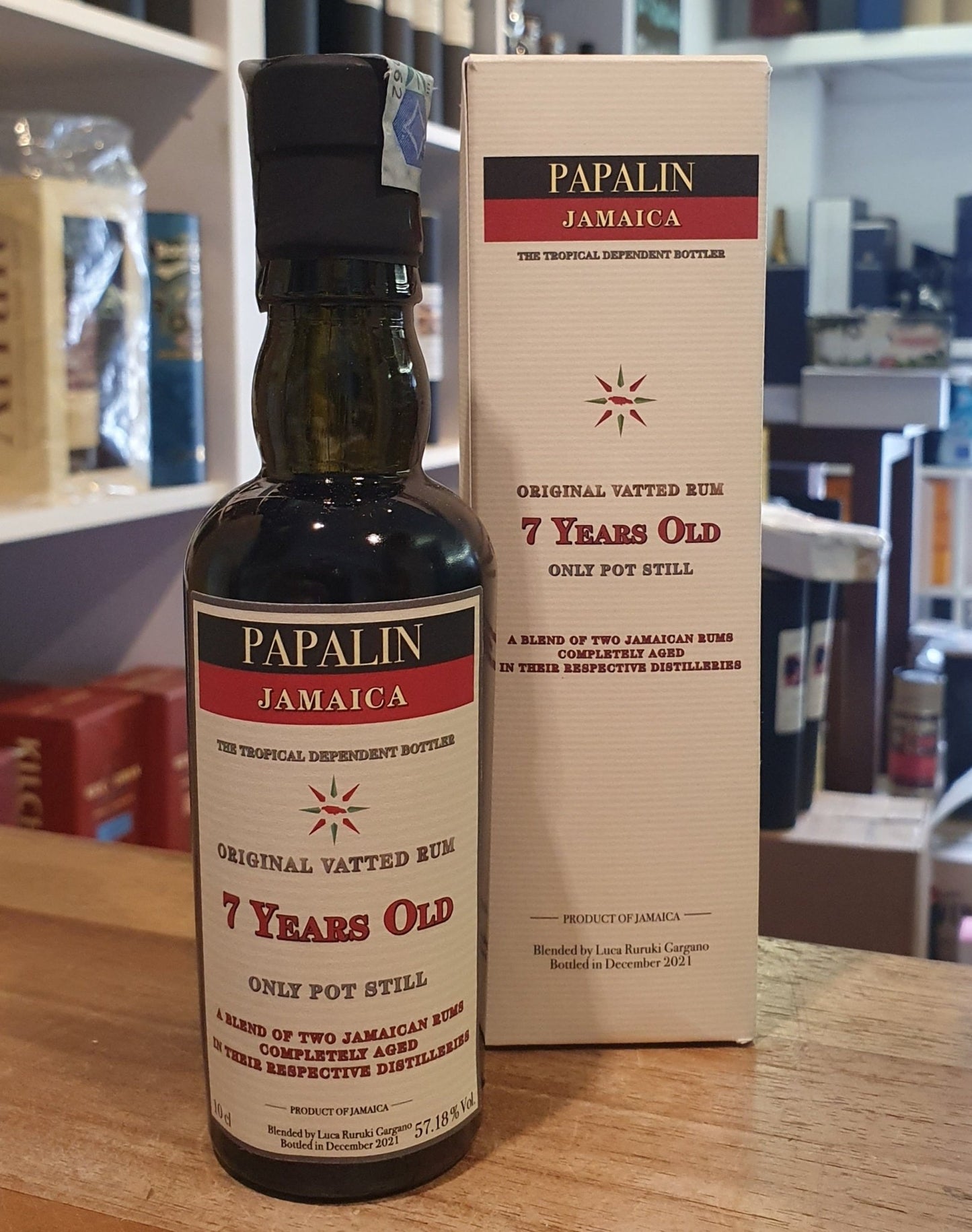 Velier Papalin Jamaica MINI 2021 7 y rum 0,1l 57,18 % Velier červený