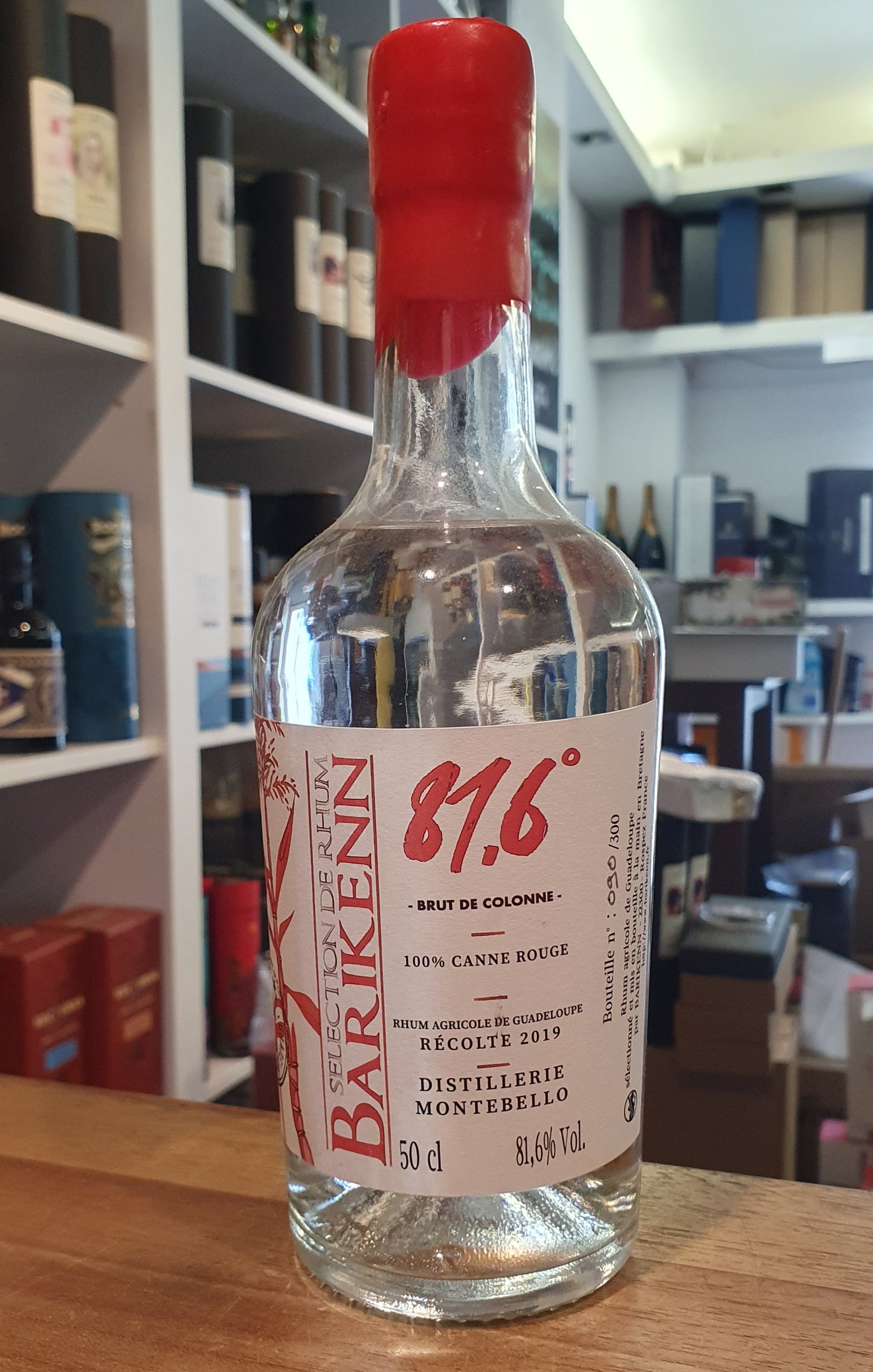 Guadeloupe Brut de Colonne Barikenn 0,5l 81,6 % vol.  Rum Rhum Agricole