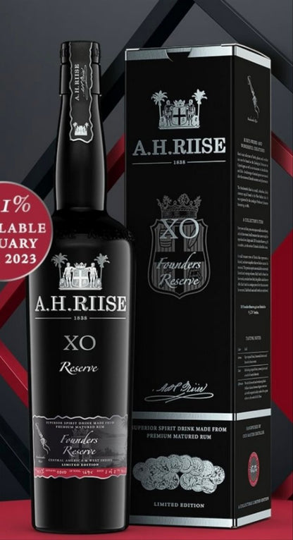 A.H.Riise XO Fondateurs rouge foncé 2023 Partie 4 Réserve 0,7l 45,1% vol. rhum édition limitée vert rhum AH Riise XO noir