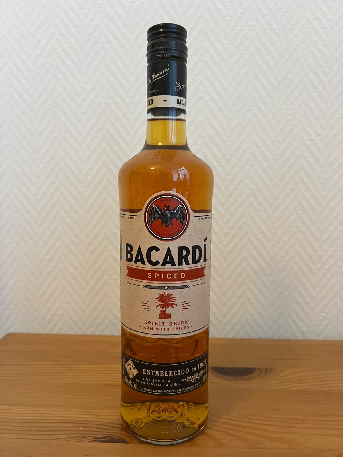 Bacardi Oakheart 0,7l 35% vol. Rum Sonderedition