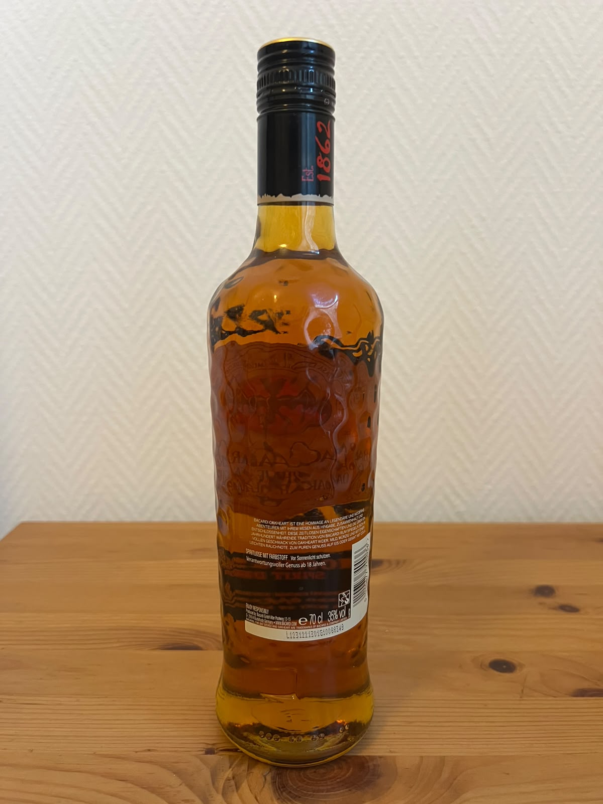 Bacardi Oakheart 0,7l 35% vol. Rum Sonderedition