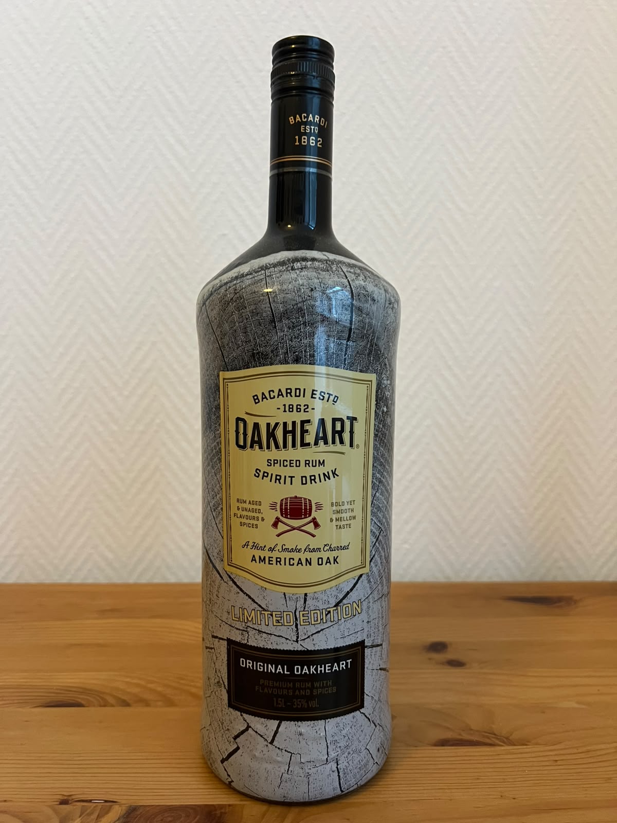 Bacardi Oakheart Magnum 1,5l 35% vol. Rum Sonderedition Limited Edition