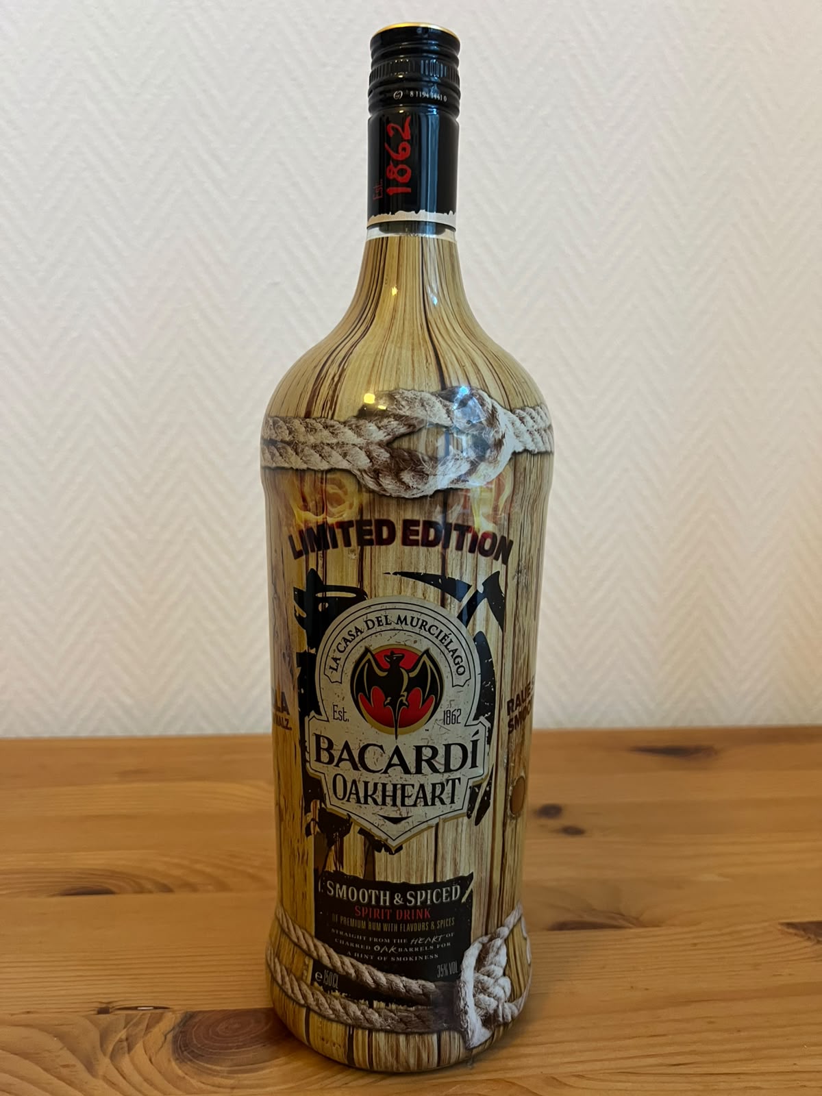 Bacardi Oakheart Magnum 1,5l 35% vol. Rum Sonderedition Limited Edition