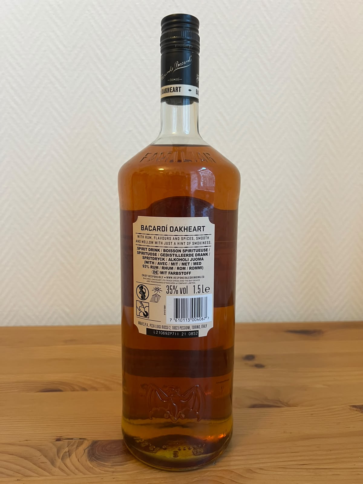 Bacardi Oakheart Magnum 1,5l 35% vol. Rum Sonderedition Limited Edition