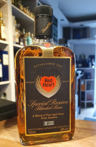 Red Heart Superior Special Reserve 0,75l 43% vol. blended Jamaica Rum B125 1980s