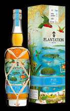 Laden Sie das Bild in den Galerie-Viewer, Plantation one time Fiji Island 2004 2023 0,7l 50,3% vol. limited Edition Rum Sonderedition limitiert
