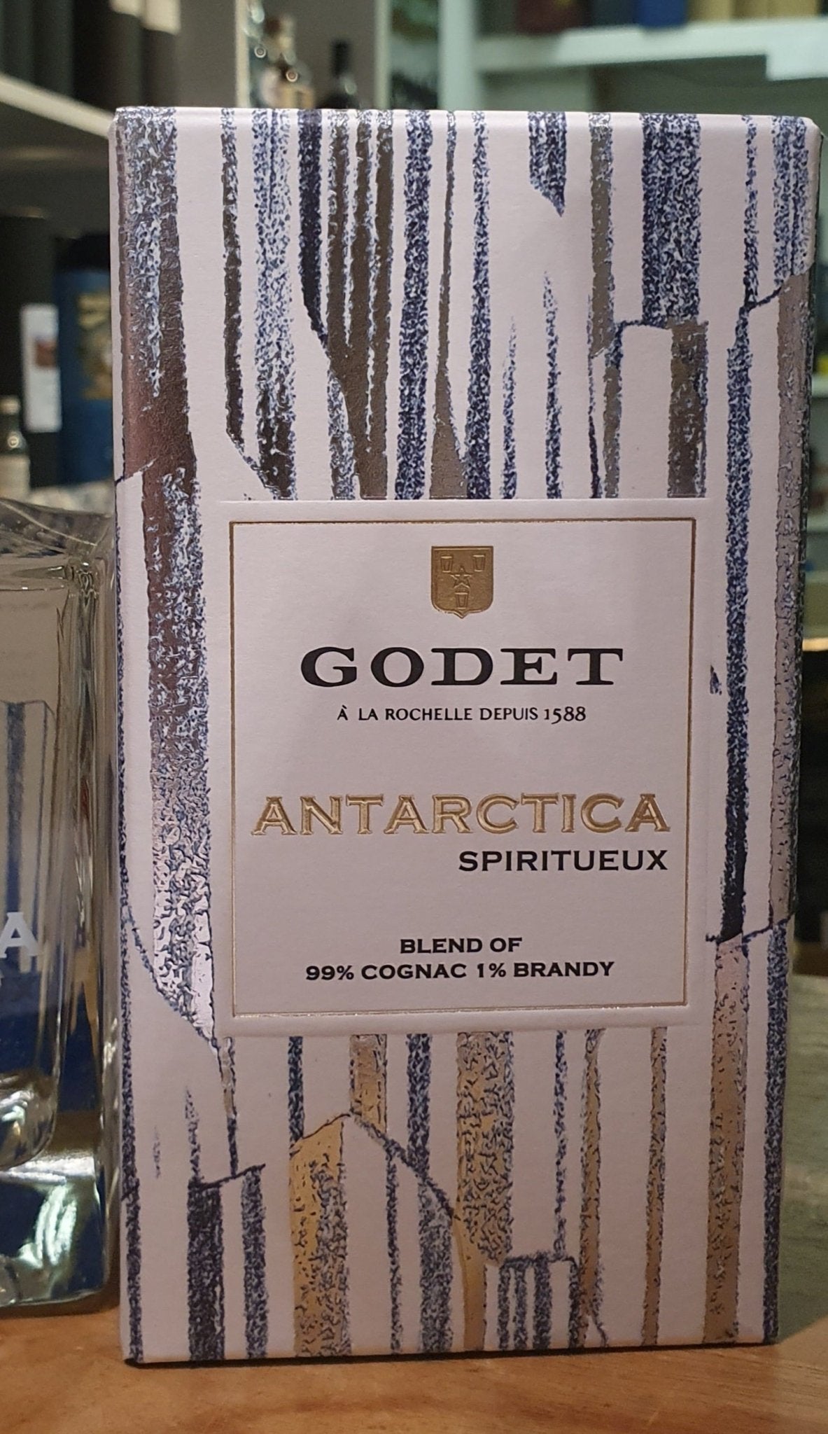 Antarctica Icy white Ice 99% Cognac Godet 0,5l 40% vol.