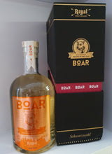 Laden Sie das Bild in den Galerie-Viewer, Boar Royal Gin Rose 2021 Rubin limited Edition  0,5l 43% vol. Fl. limitierte
