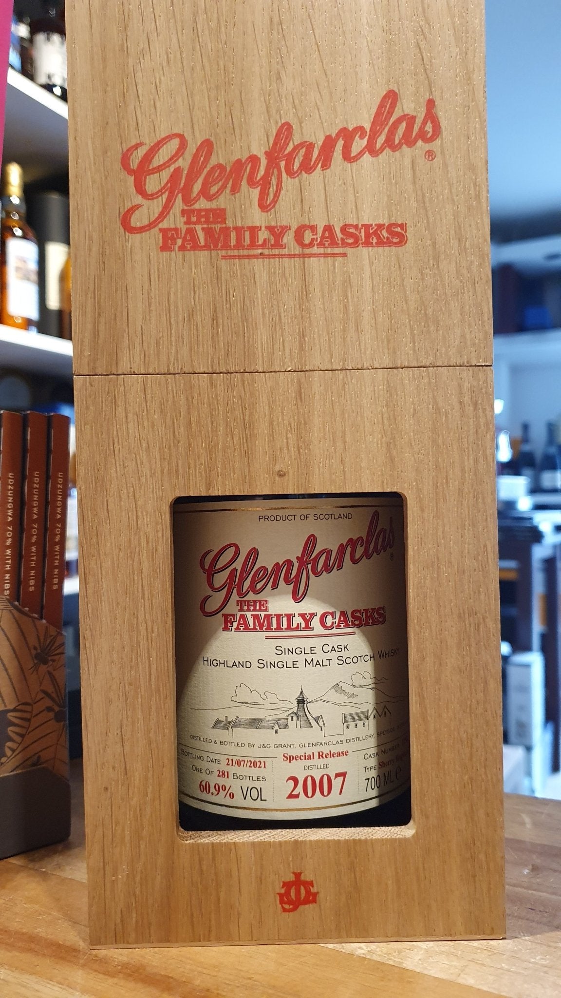 X Glenfarclas Family Single Cask 2007 0,7l 60,9% vol. Premium Cask Strength Edition Single Malt Scotch Whisky