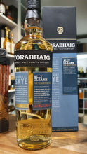 Laden Sie das Bild in den Galerie-Viewer, X Torabhaig Allt Gleann 2 2017 the lagacy series 0,7l 46% vol. mit GP Whisky sky single malt
